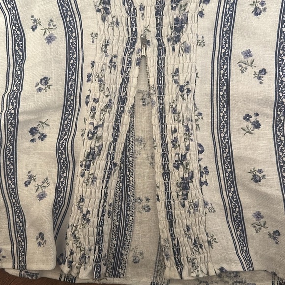 NEW Reformation Linen Libra Top in Roquefort Blue White Floral | size 4 - Picture 10 of 10